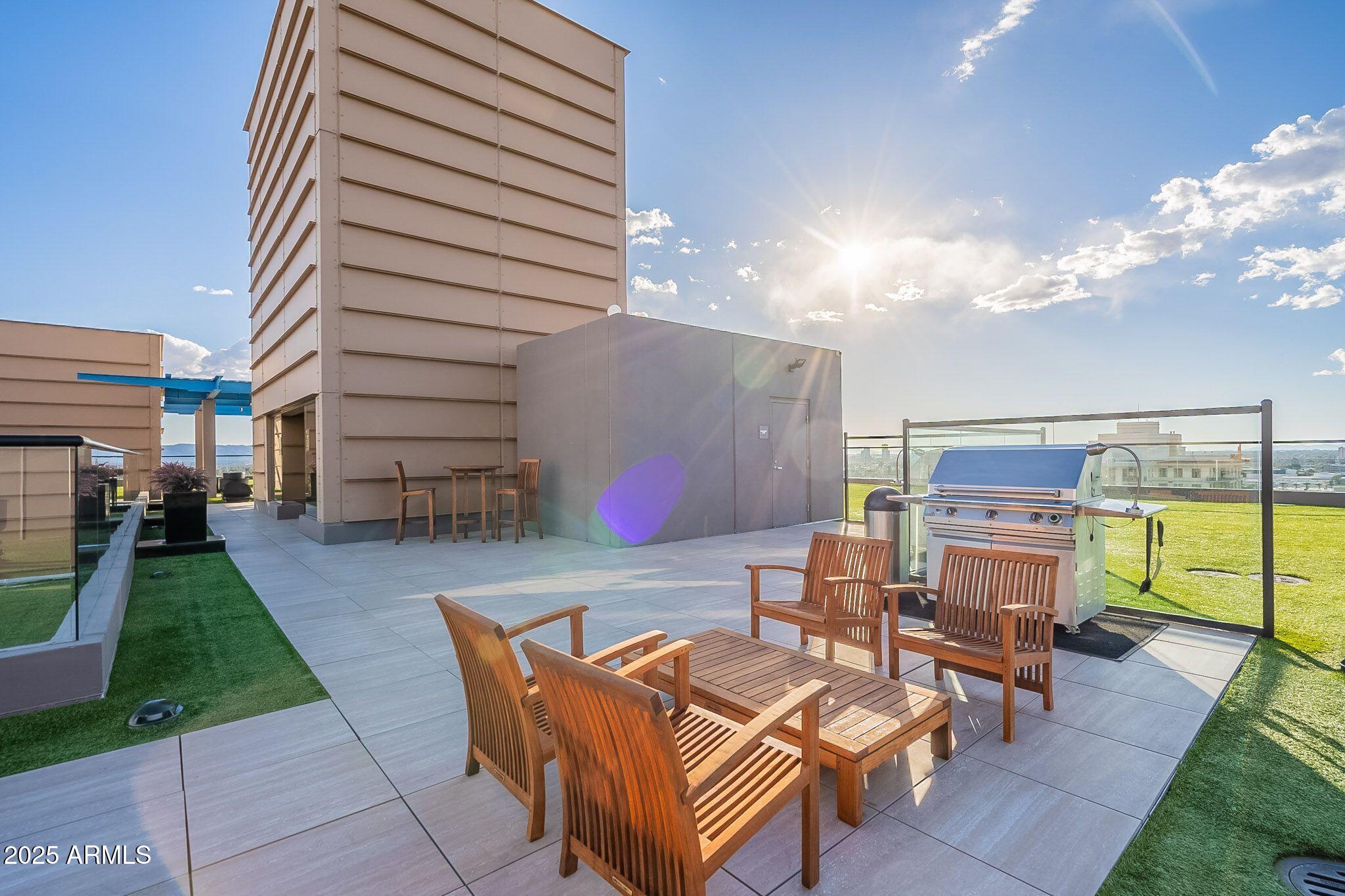 4808 N 24TH Street, 305