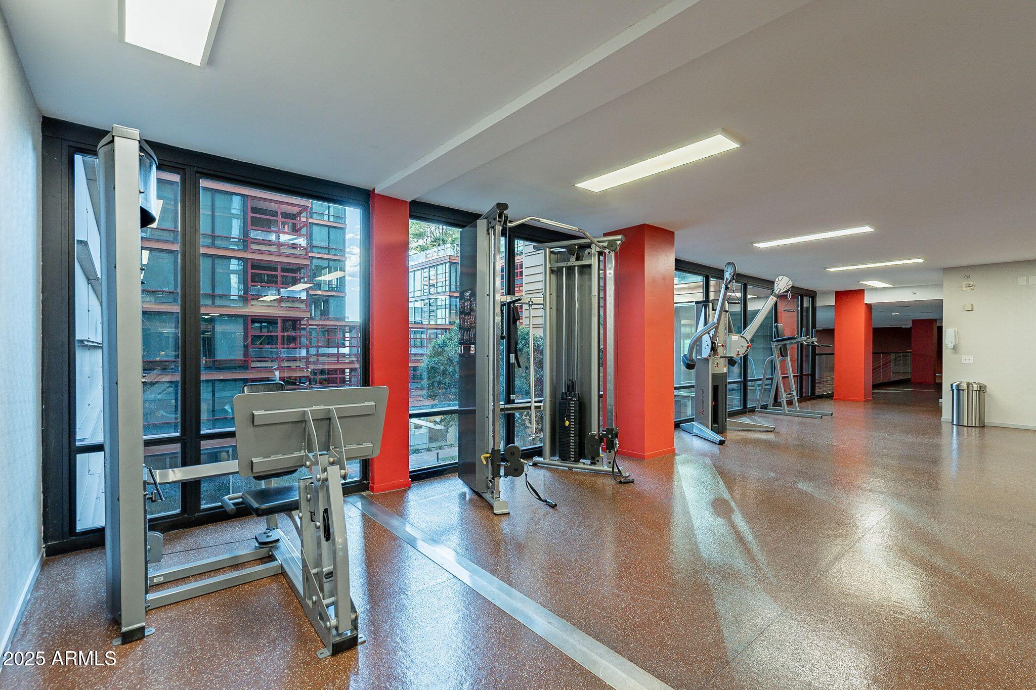 4808 N 24TH Street, 305