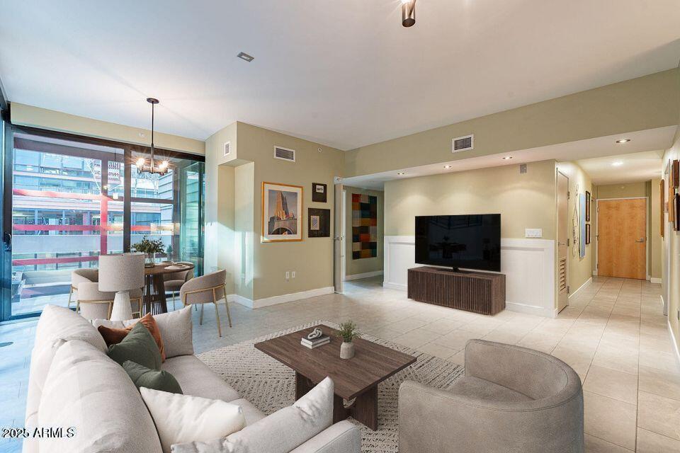 4808 N 24TH Street, 305