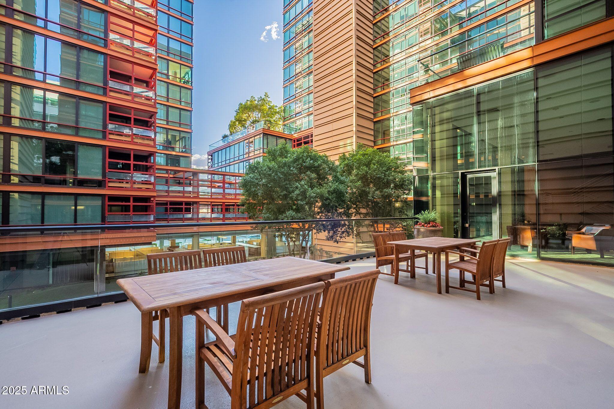 4808 N 24TH Street, 305