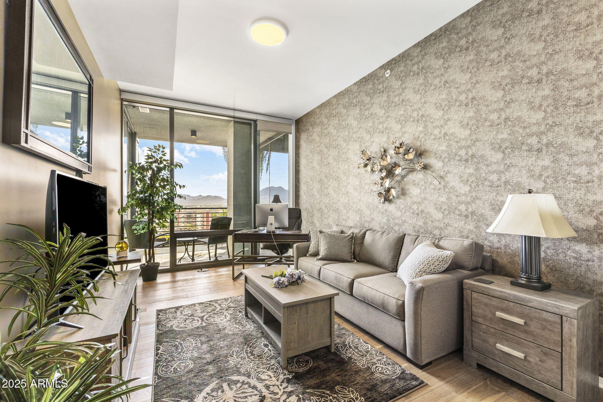 7180 E KIERLAND Boulevard, 1115