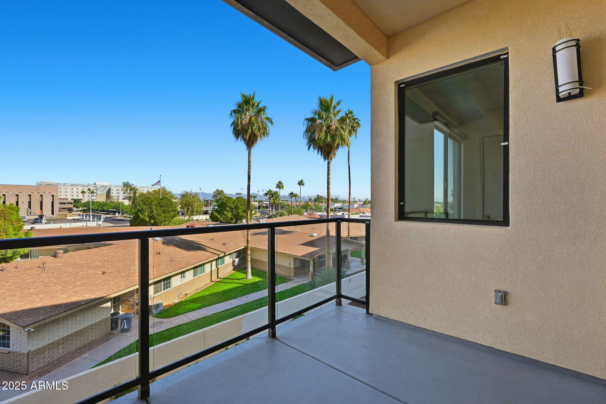 7300 E EARLL Drive 3016