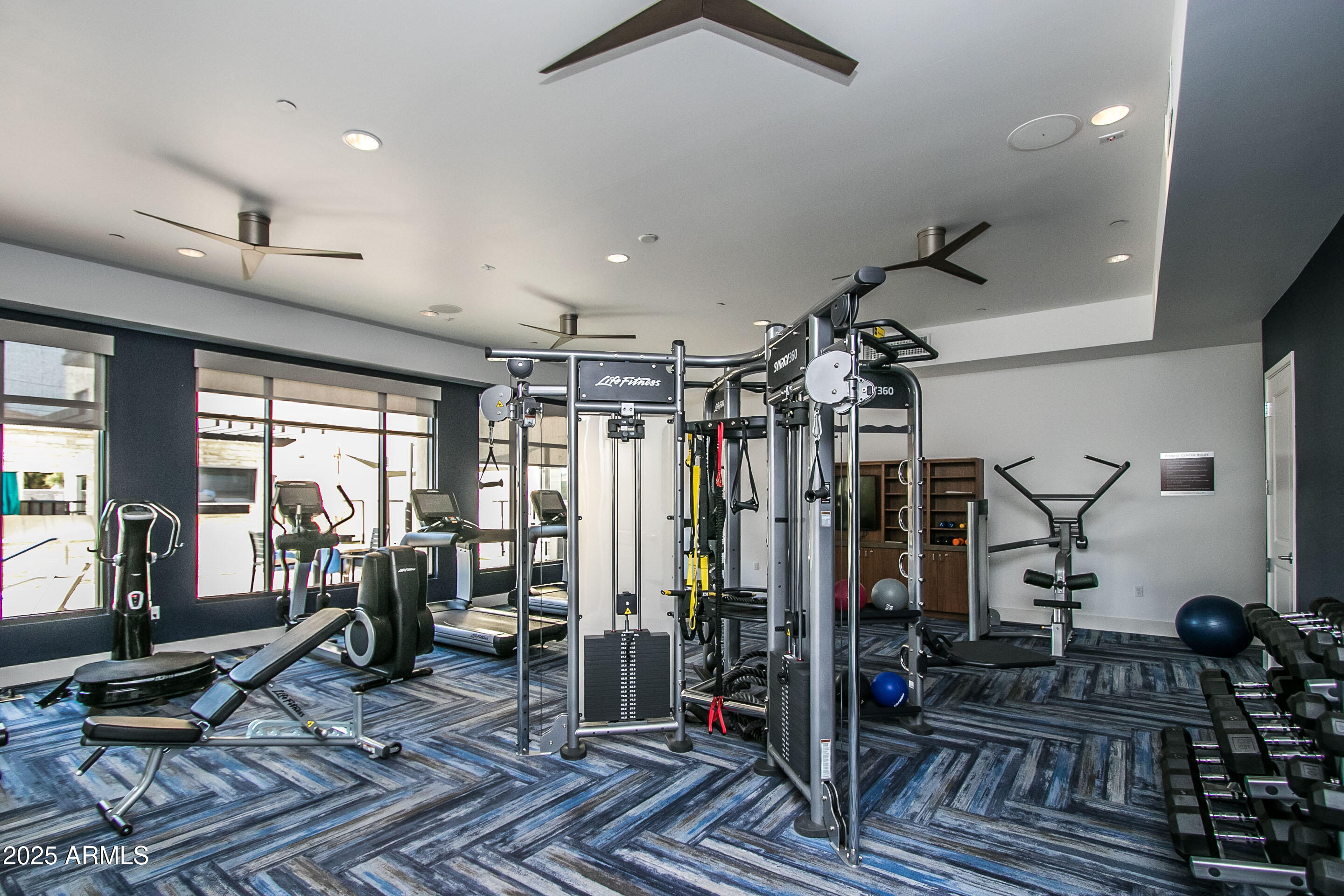 7300 E EARLL Drive 3023