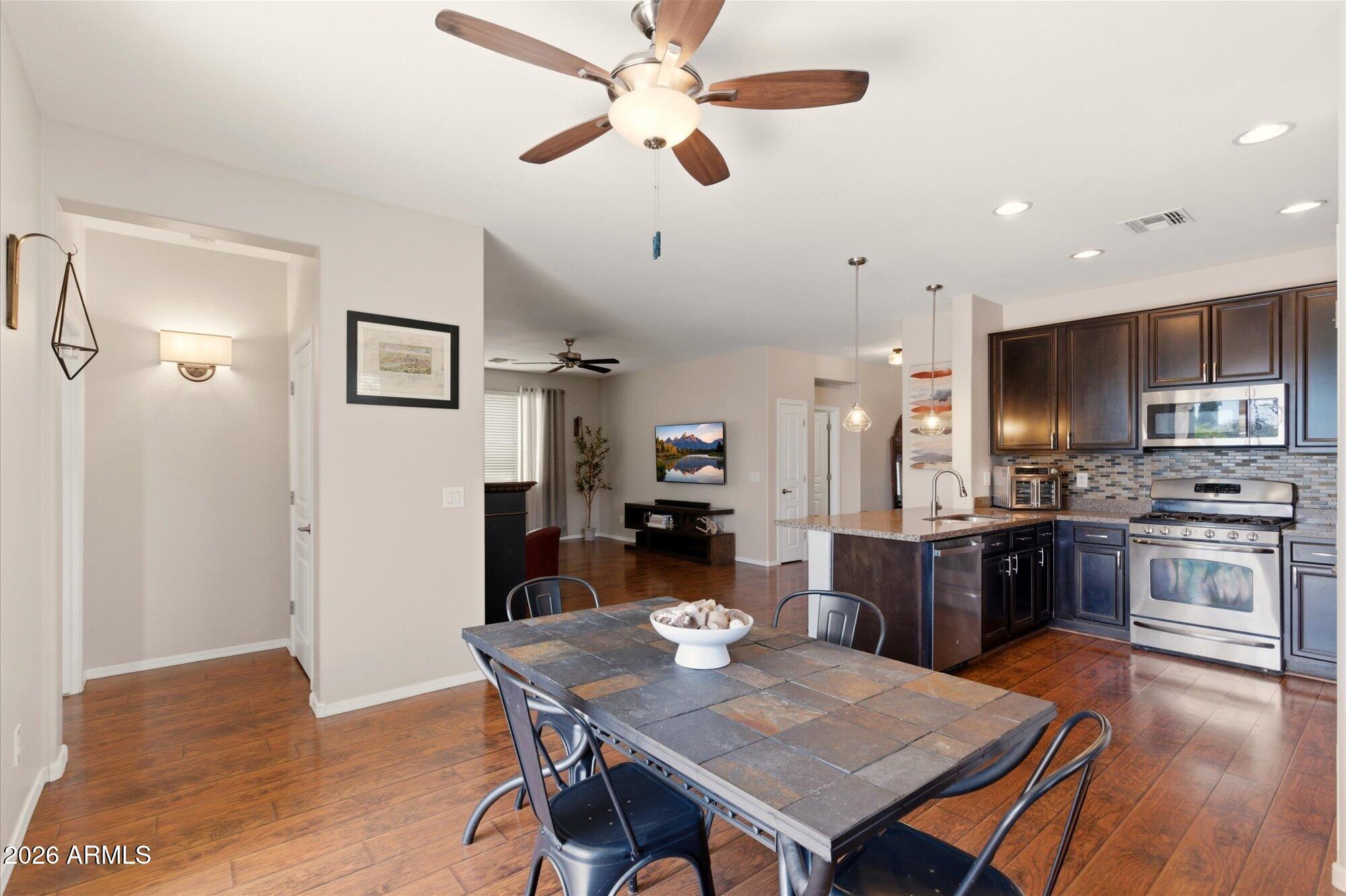 1737 W SEAGULL Court