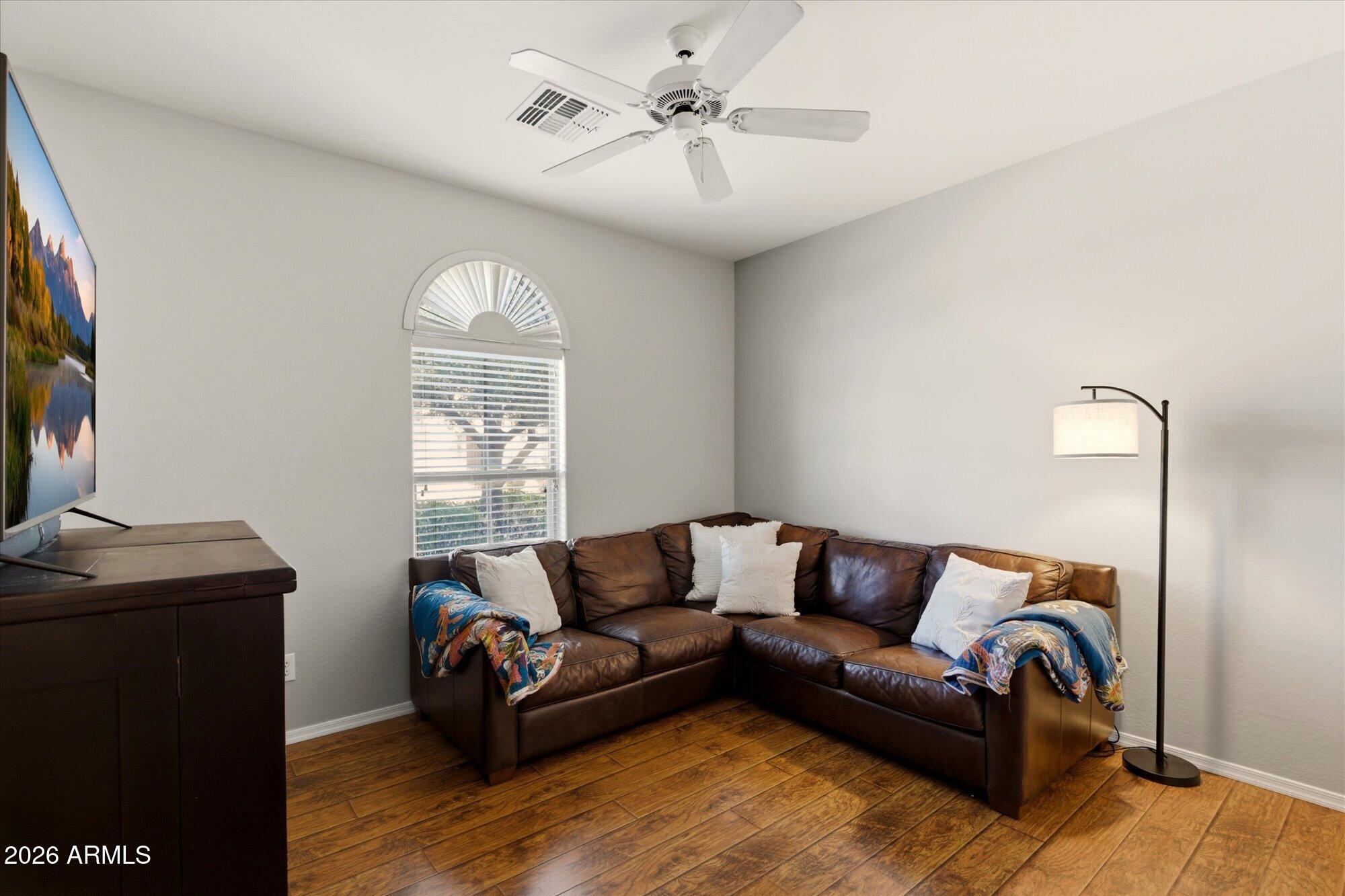 1737 W SEAGULL Court