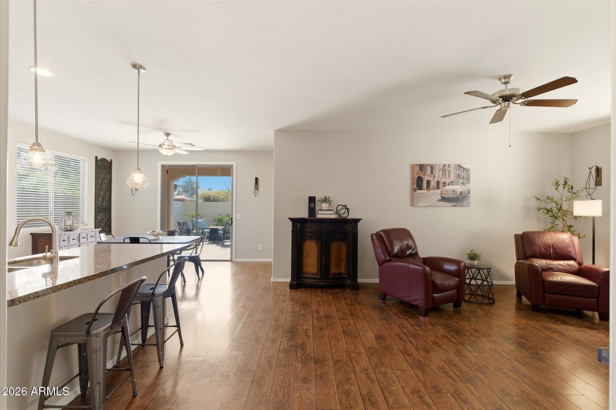 1737 W SEAGULL Court