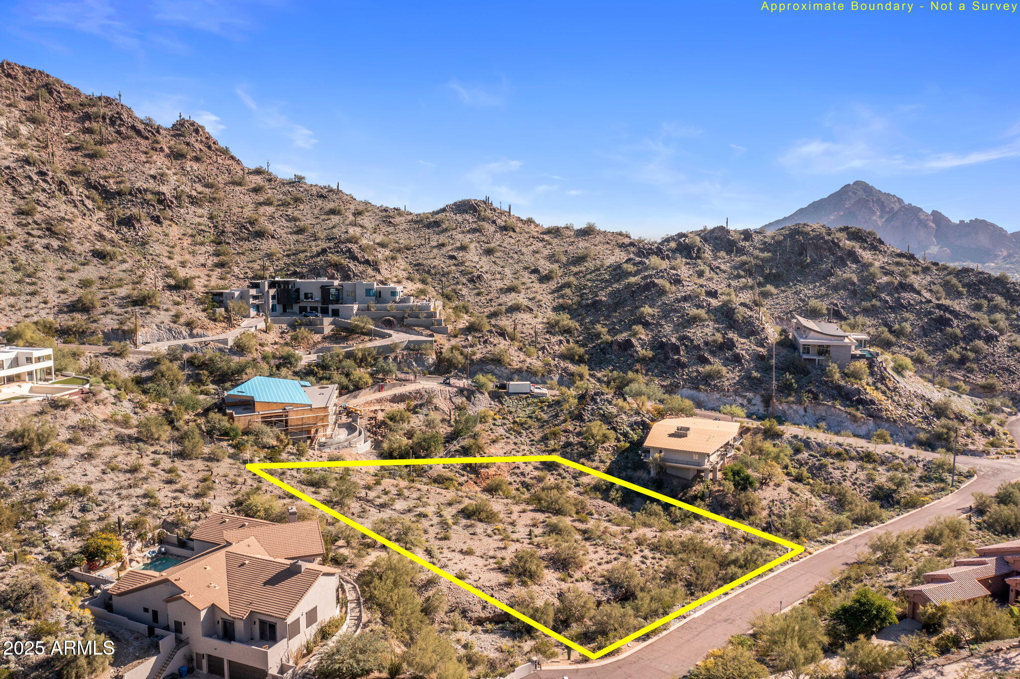 6725 N PALM CANYON Drive 11