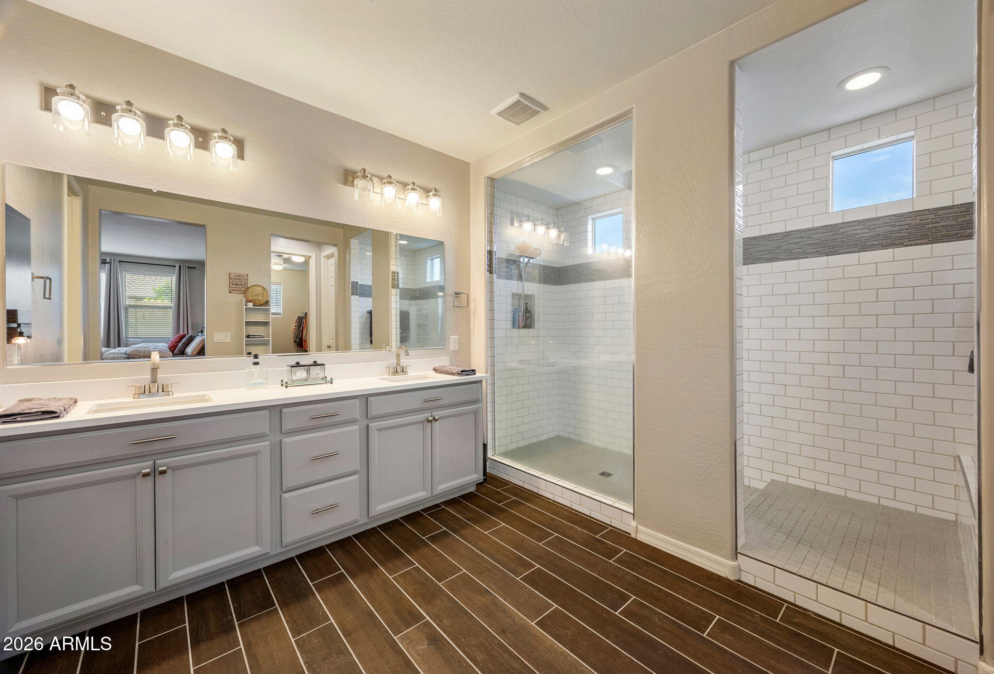 12515 W TUCKEY Lane