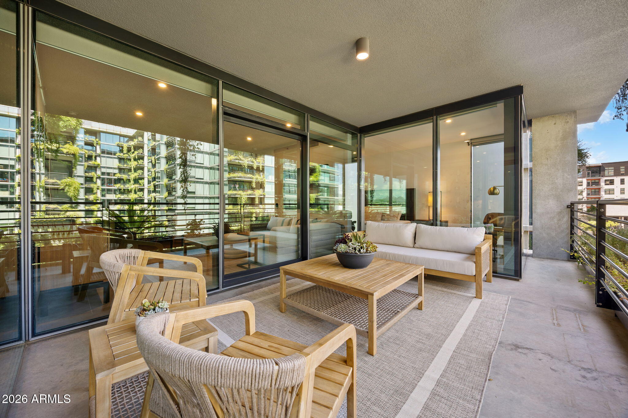 7120 E KIERLAND Boulevard 403