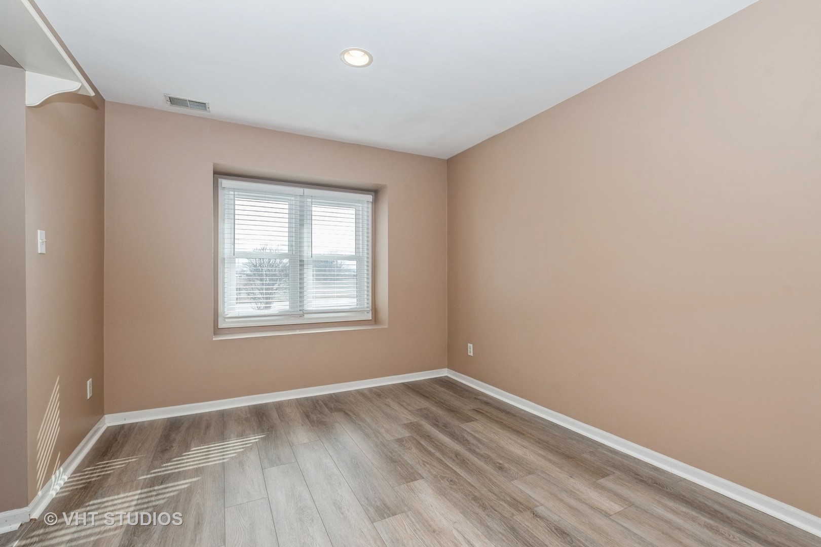 5602 W Von Avenue Unit: B