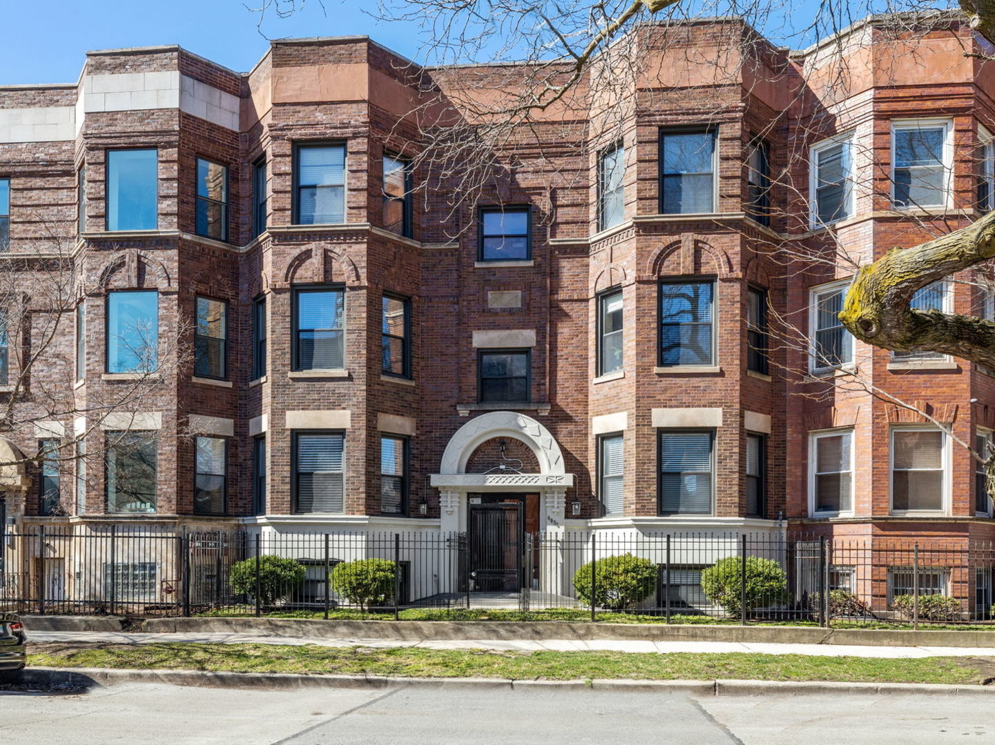 4036 S Calumet Avenue Unit: 1N