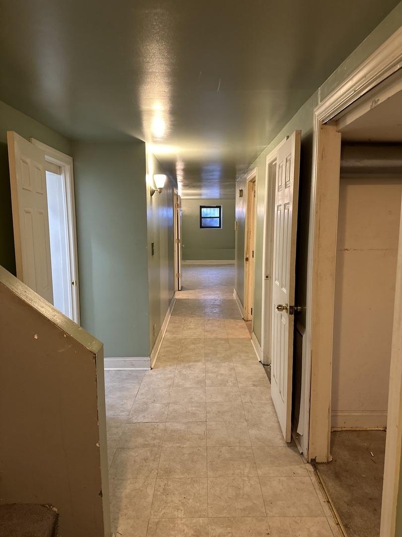 112 E 50th Street Unit: 1W