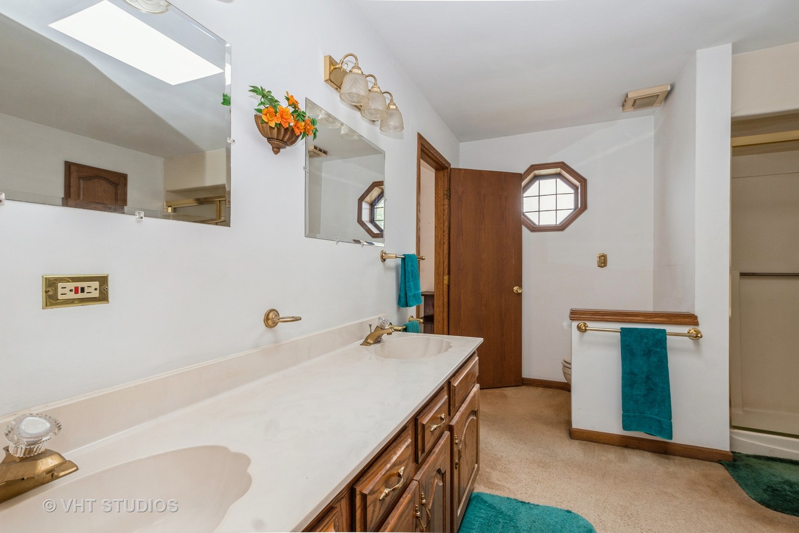 6404 Peachtree Court Unit: 1