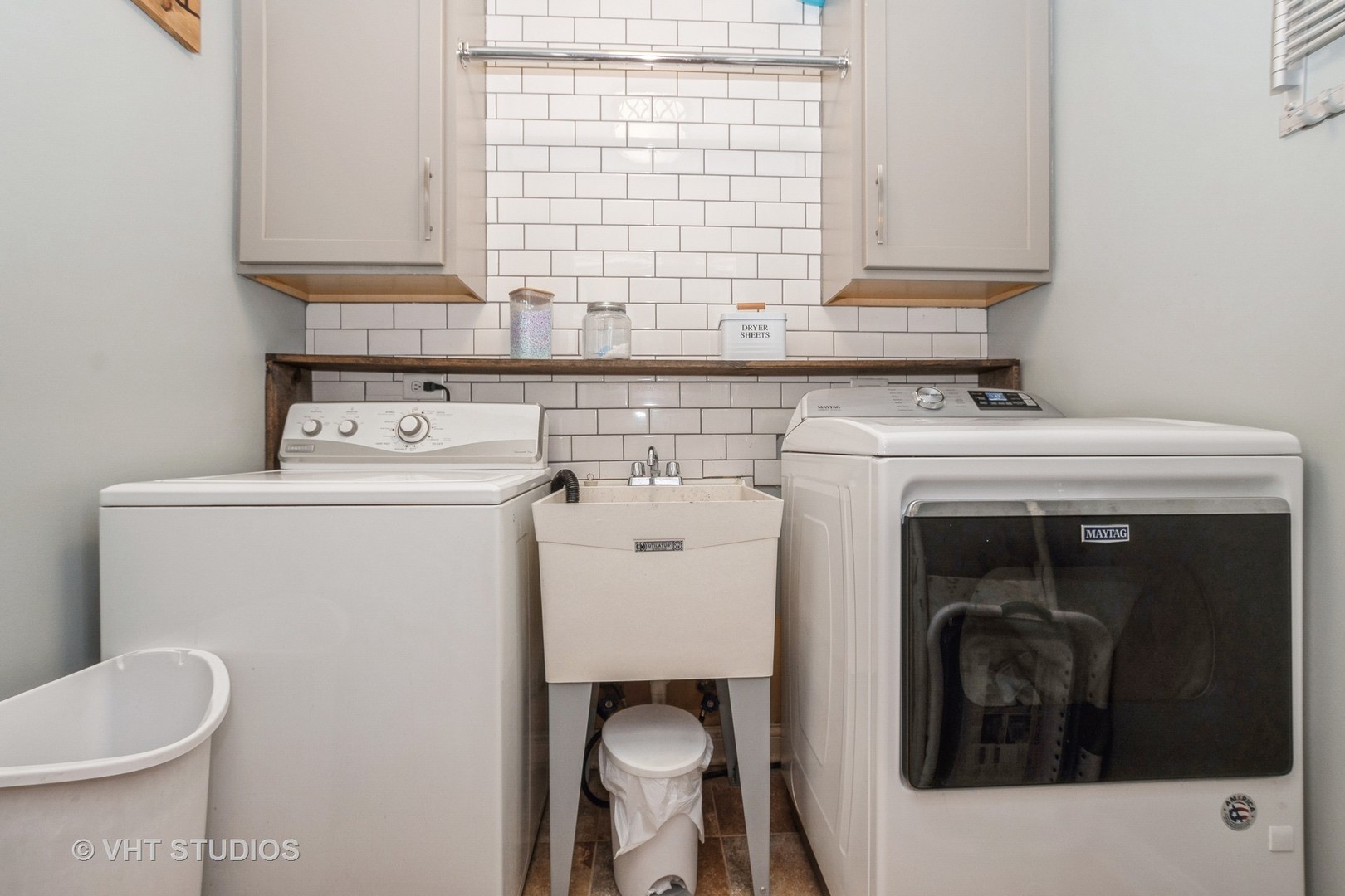 10125 Cambridge Court
