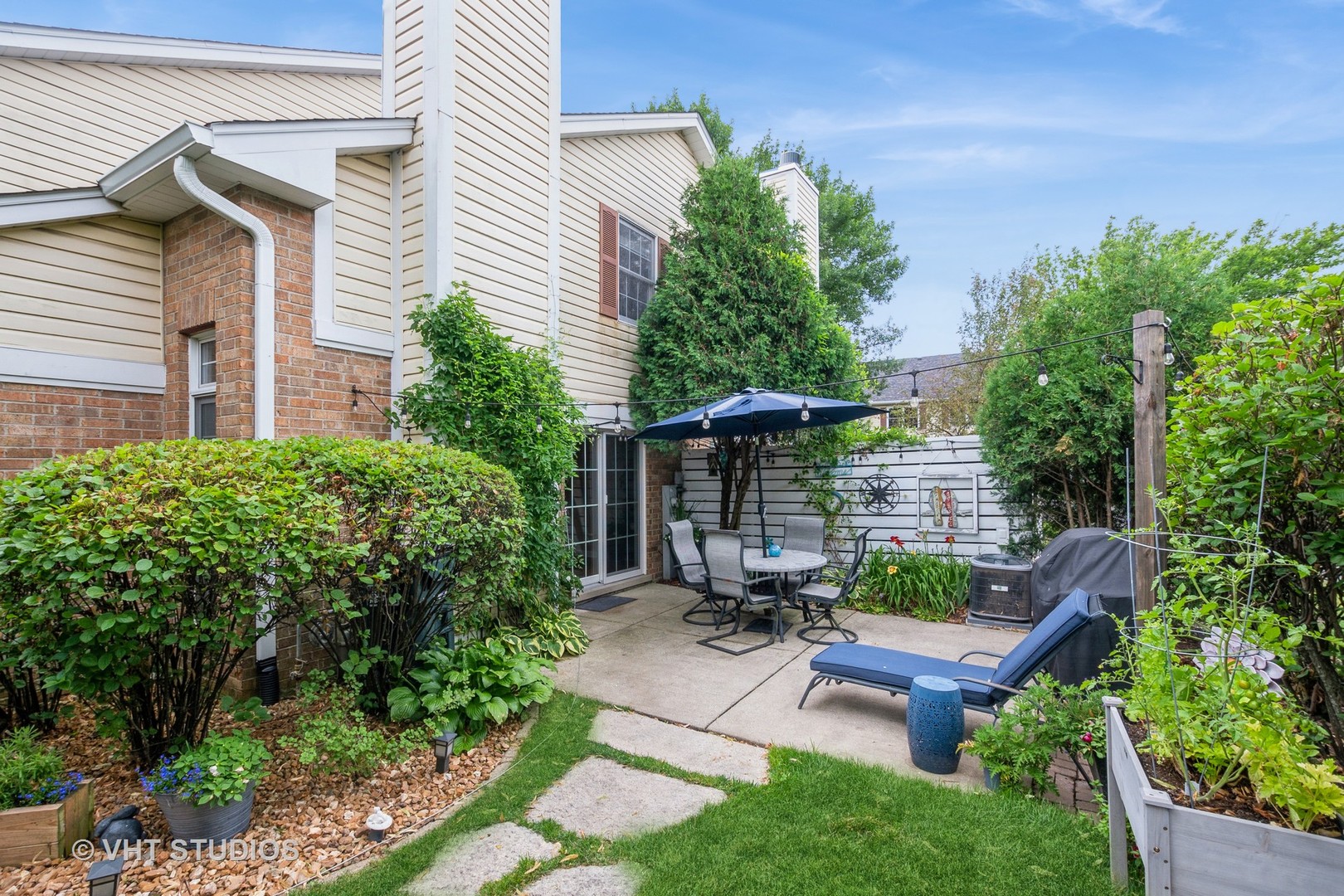 10125 Cambridge Court