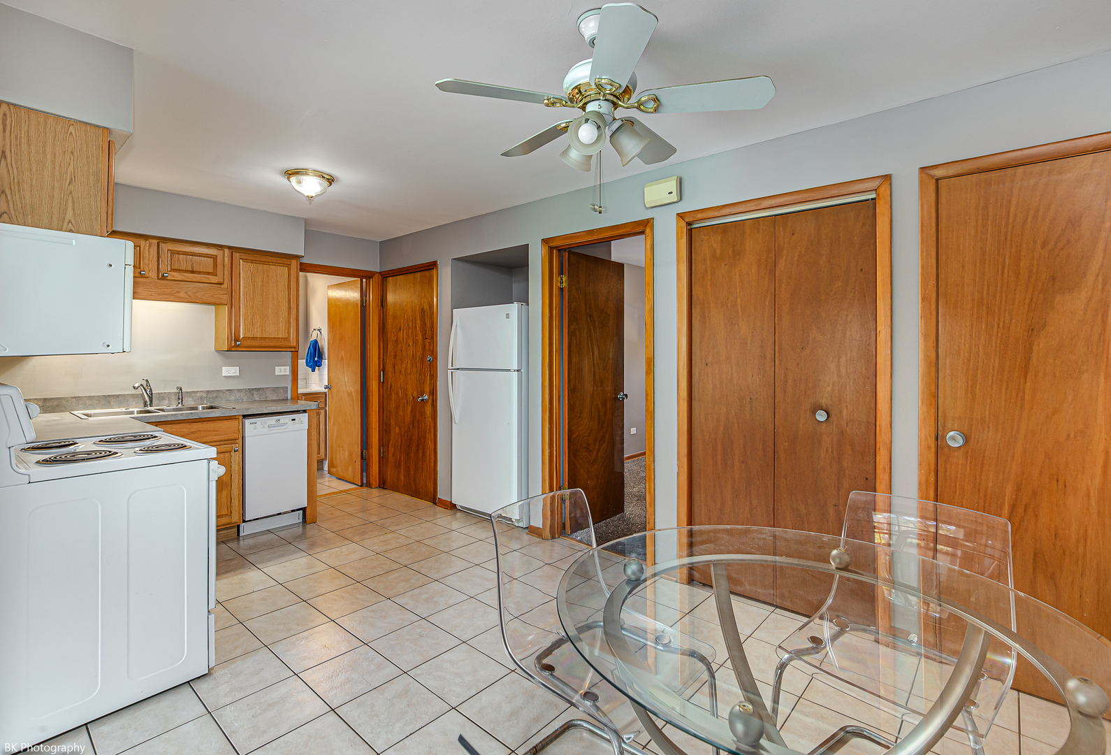 5317 W 96th Street Unit: 6