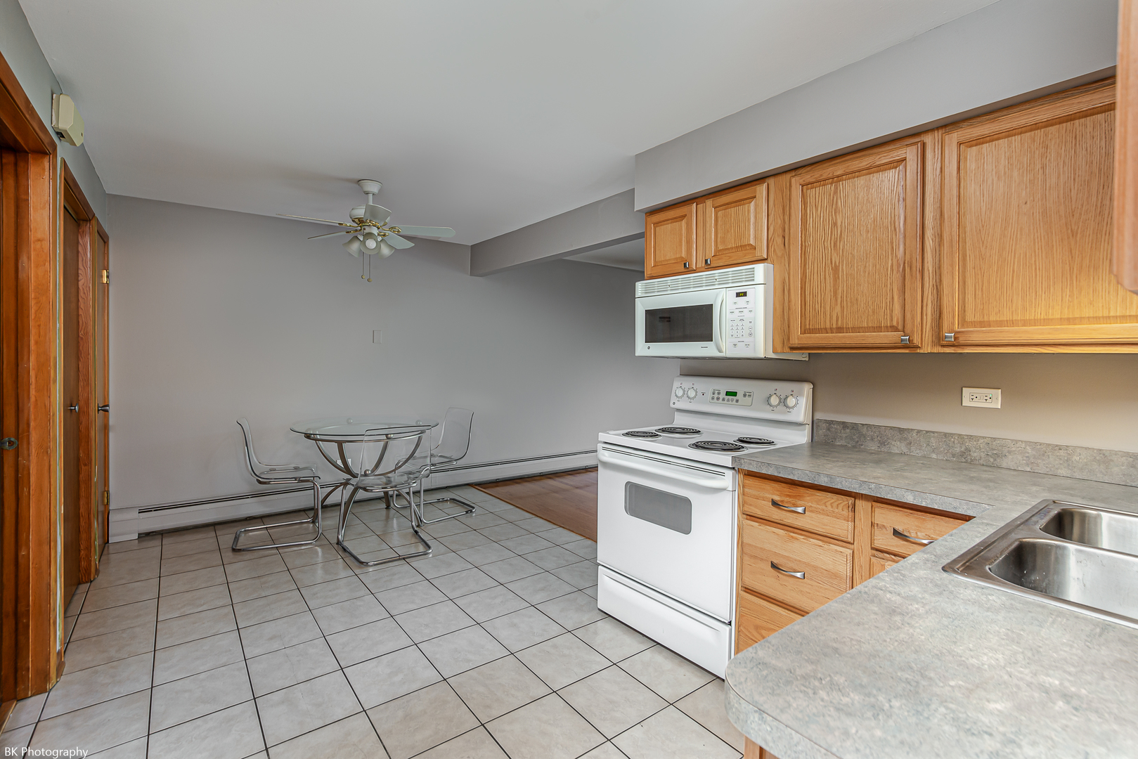 5317 W 96th Street Unit: 6