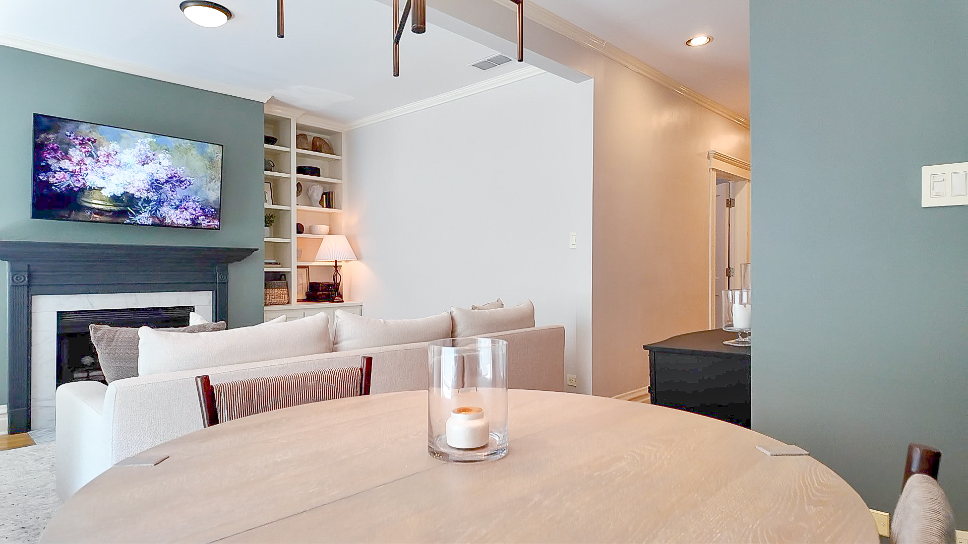 2253 N BURLING Street Unit: 3