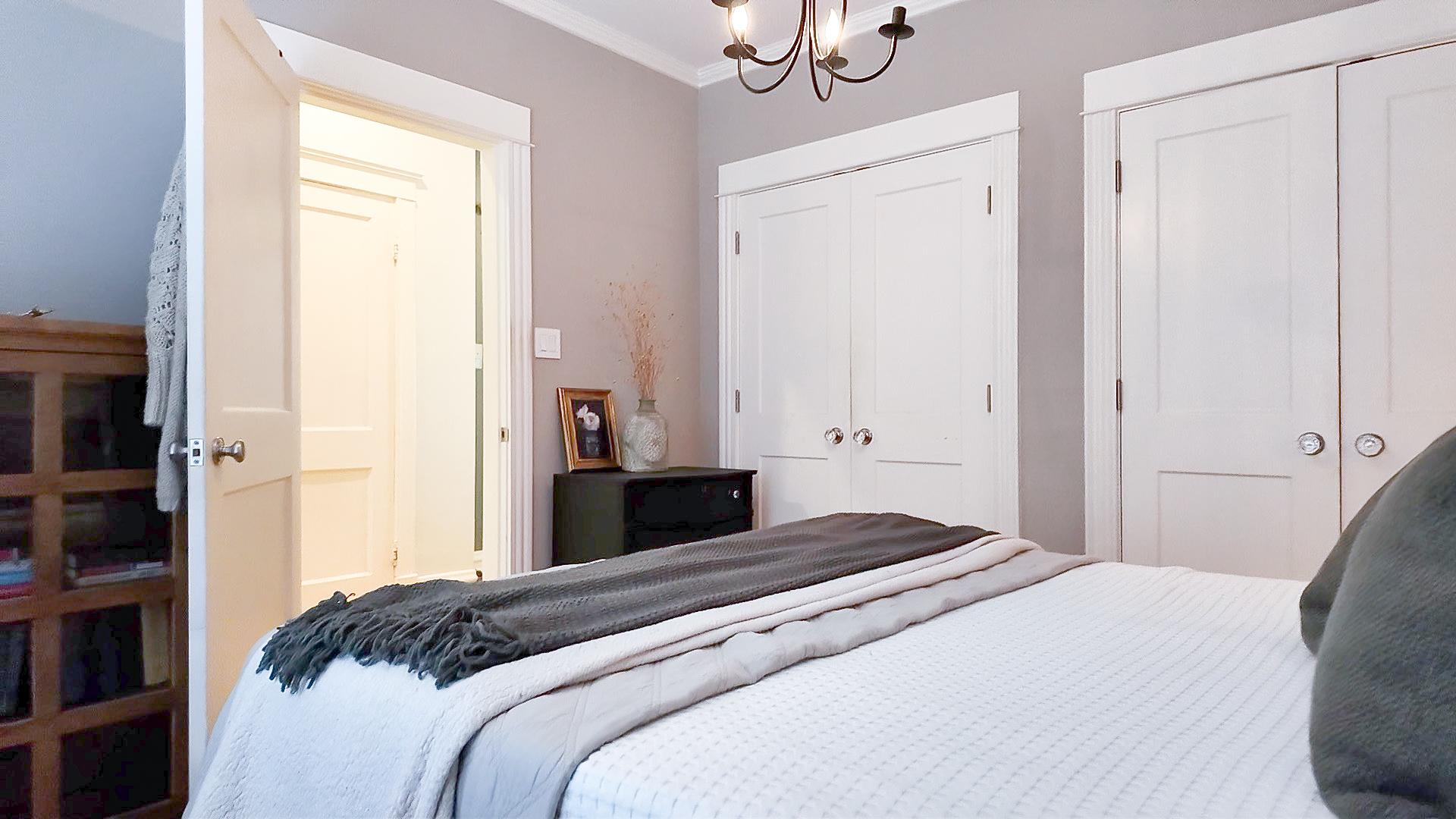 2253 N BURLING Street Unit: 3