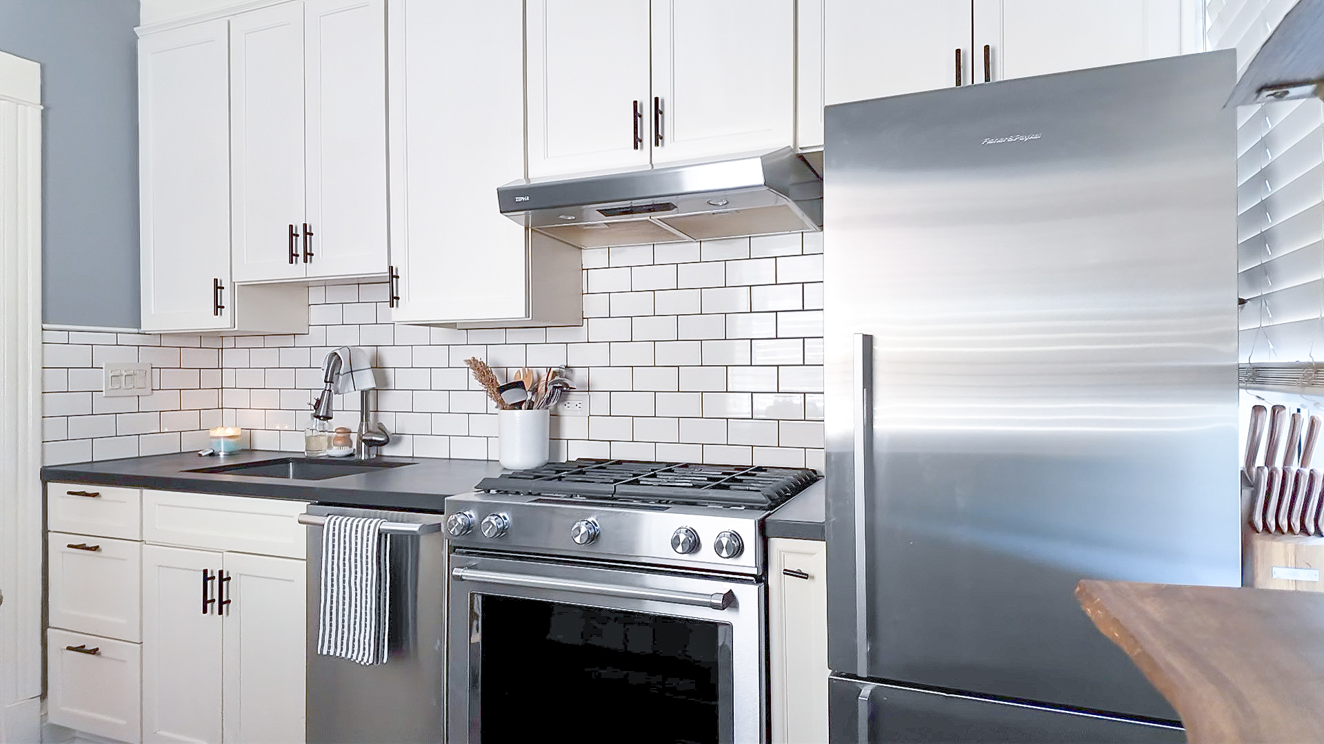 2253 N BURLING Street Unit: 3