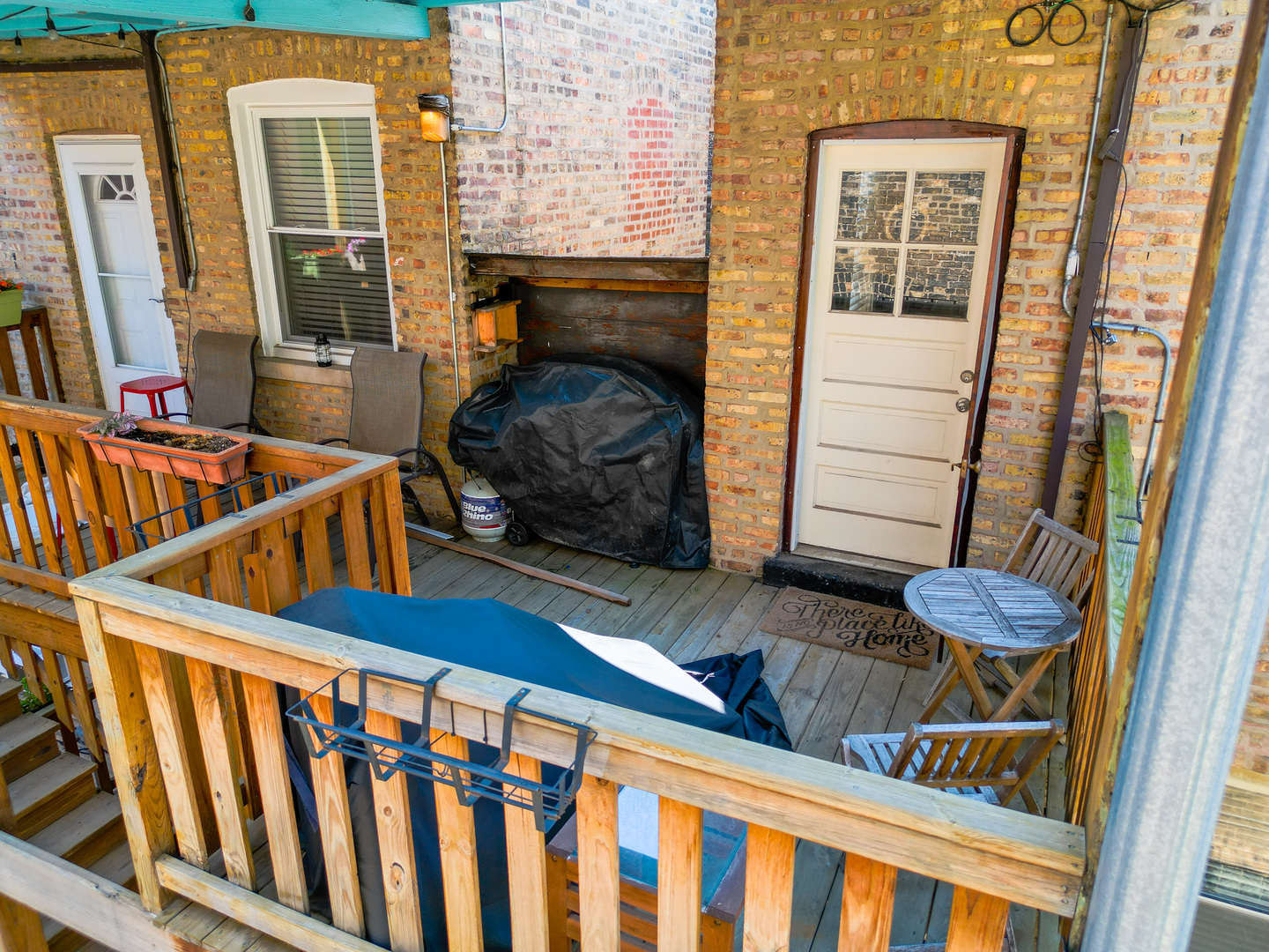 2253 N BURLING Street Unit: 3