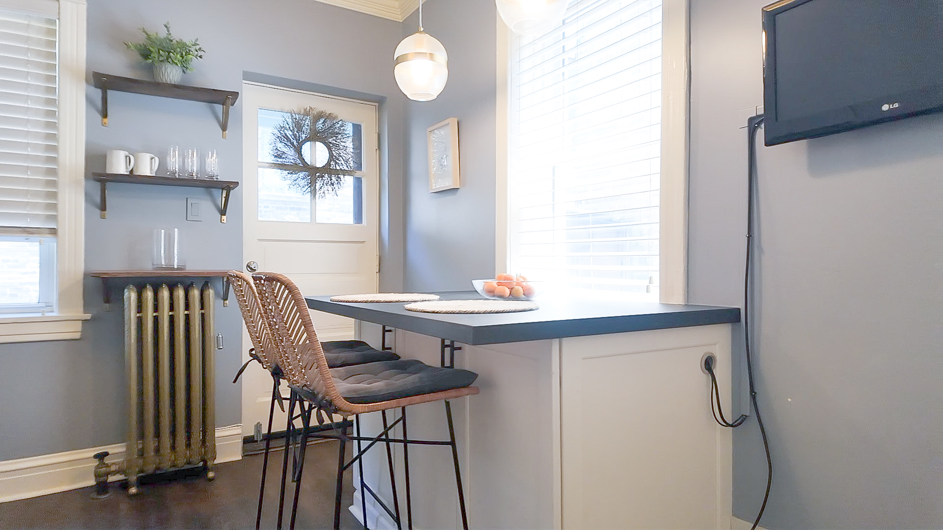 2253 N BURLING Street Unit: 3