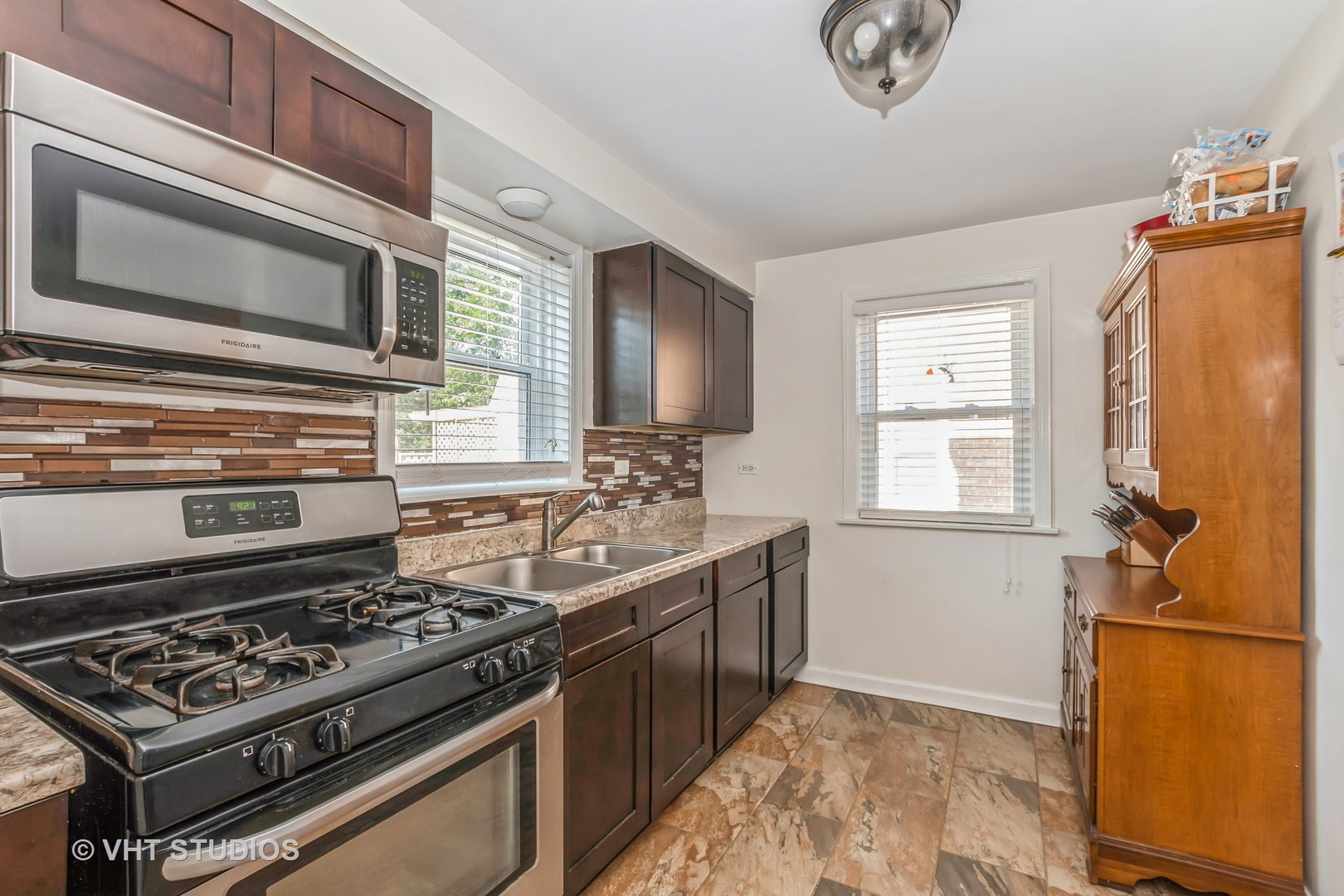 2935 W 97th Street