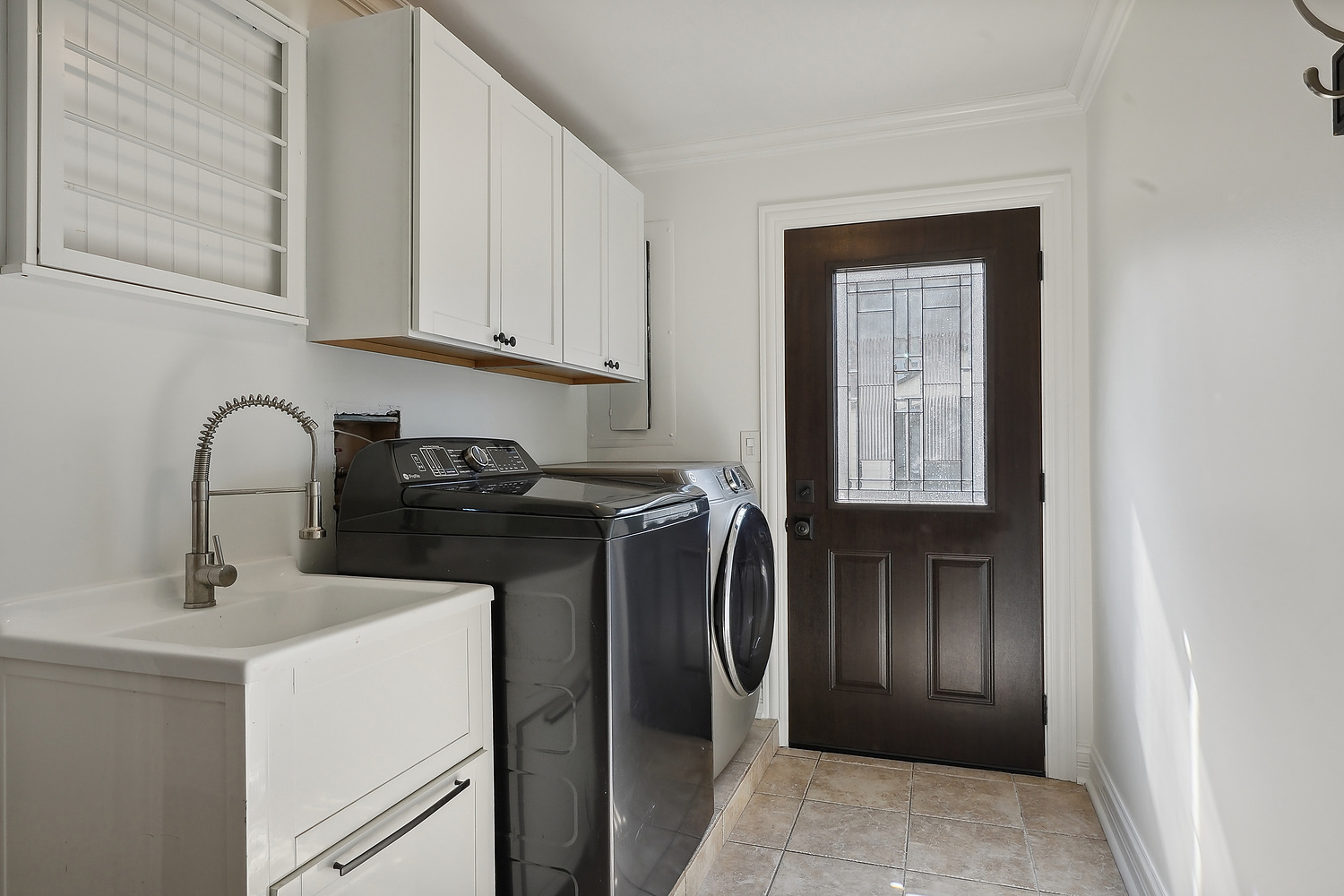 1 Cedar Court