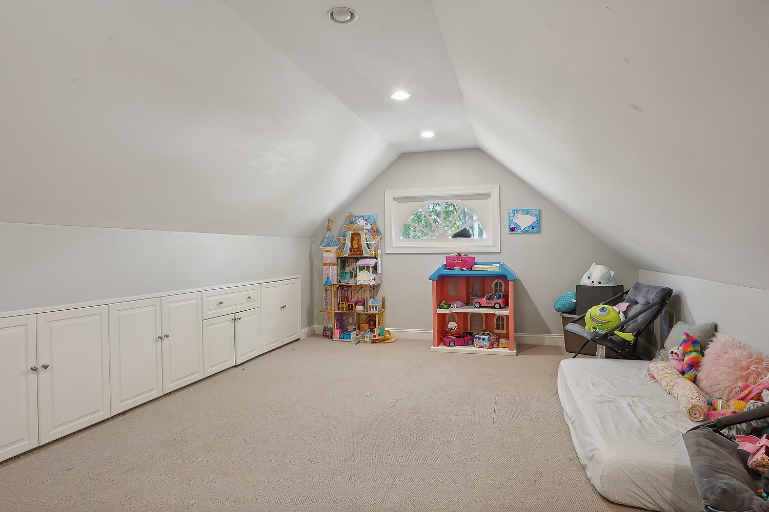 1 Cedar Court