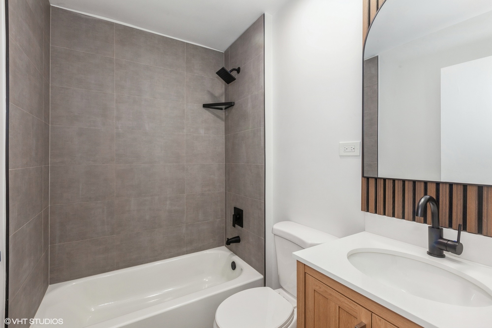 7231 S Wolf Road Unit: 210