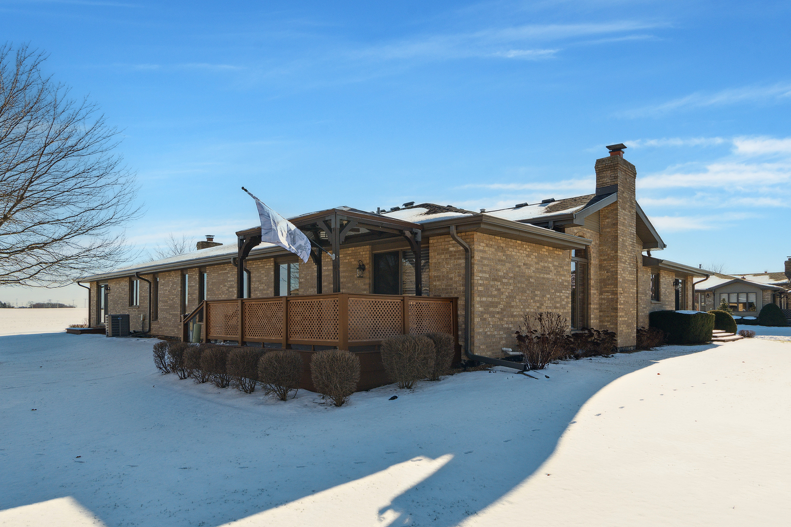 1904 Foxwood Drive