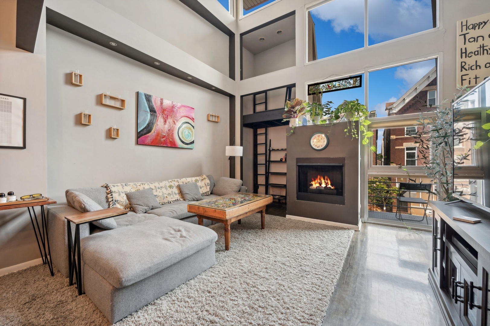 1302 N GREENVIEW Avenue Unit: 3