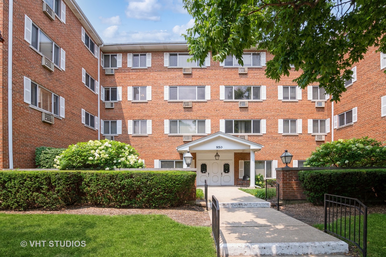 950 Washington Boulevard Unit: 309