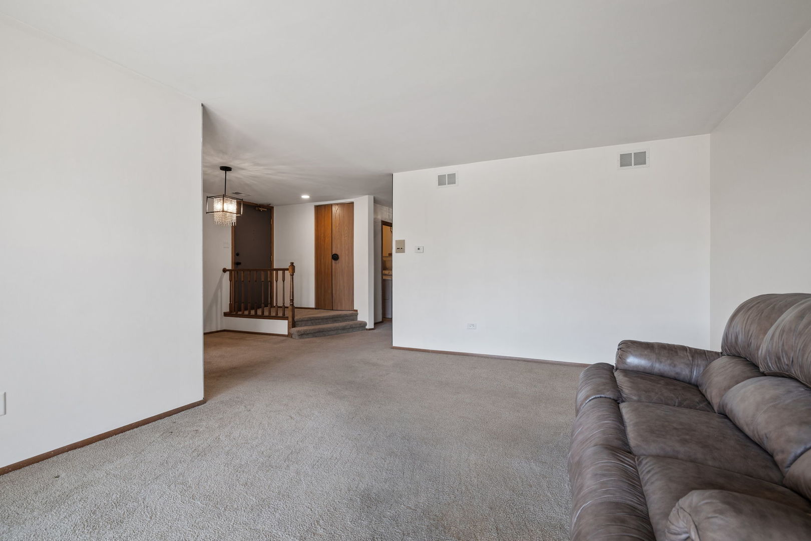 9122 Sandpiper Court Unit: 49