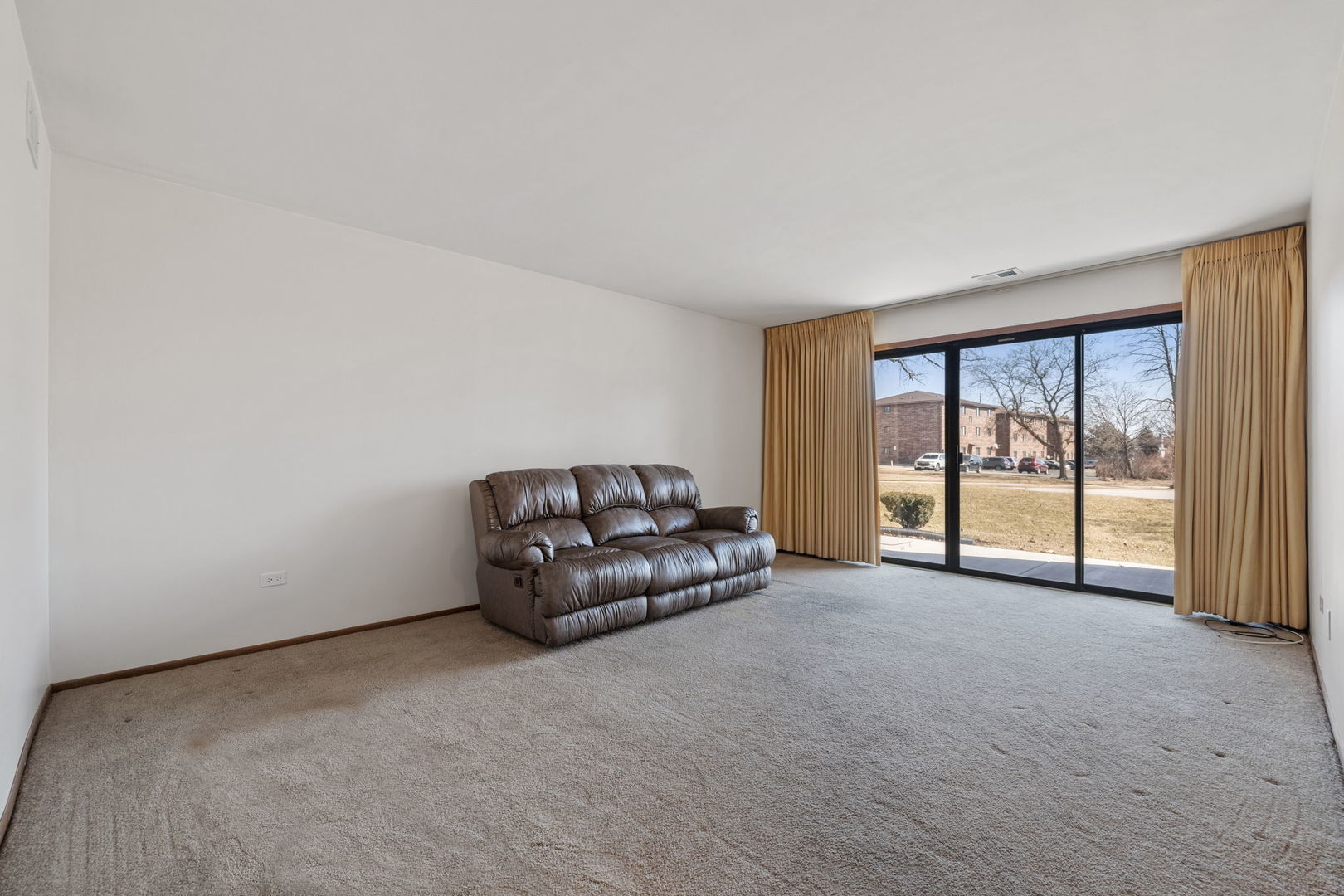9122 Sandpiper Court Unit: 49