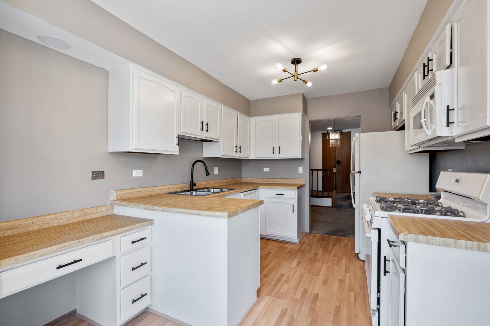 9122 Sandpiper Court Unit: 49