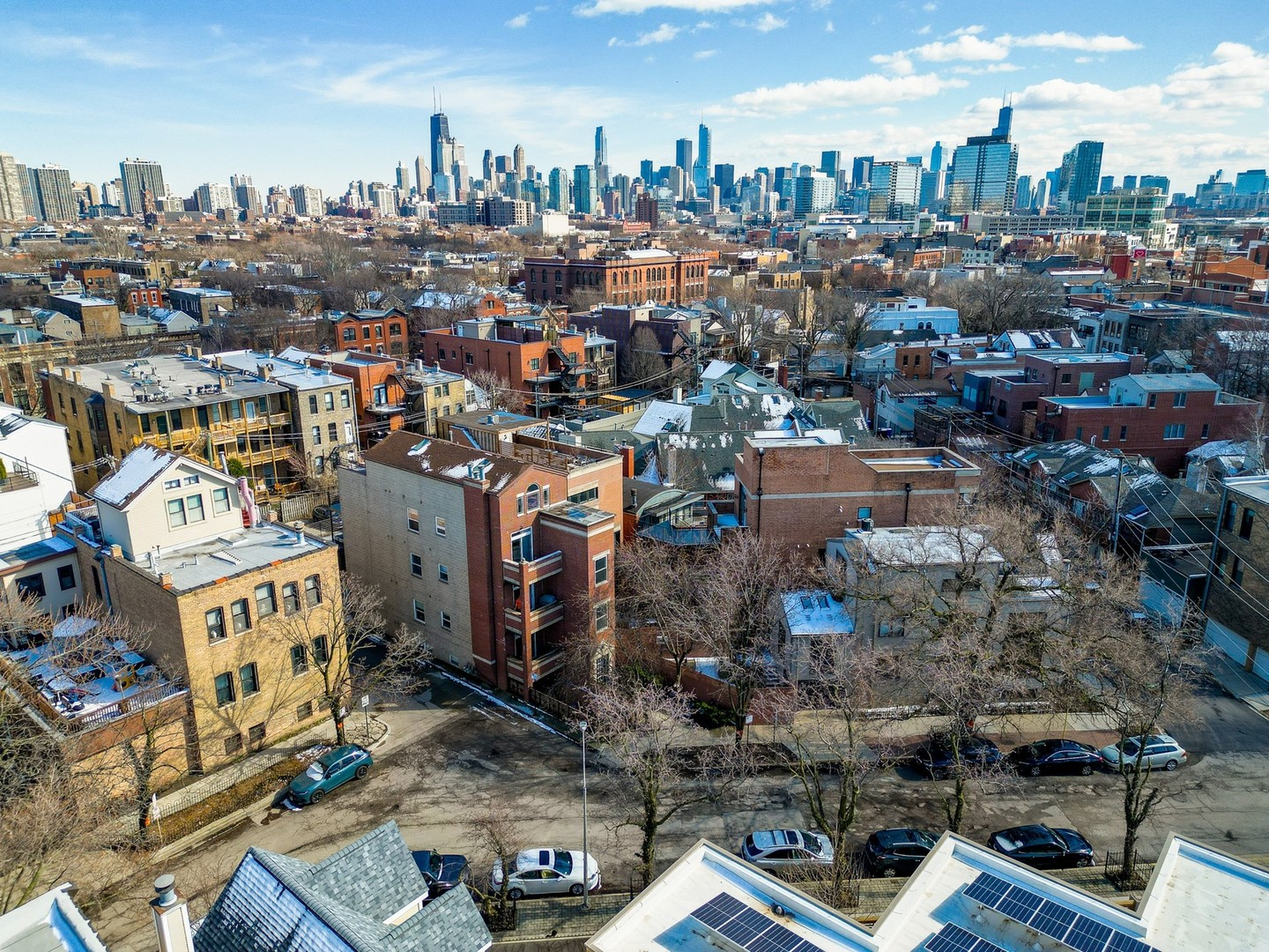 1919 N Kenmore Avenue Unit: 2