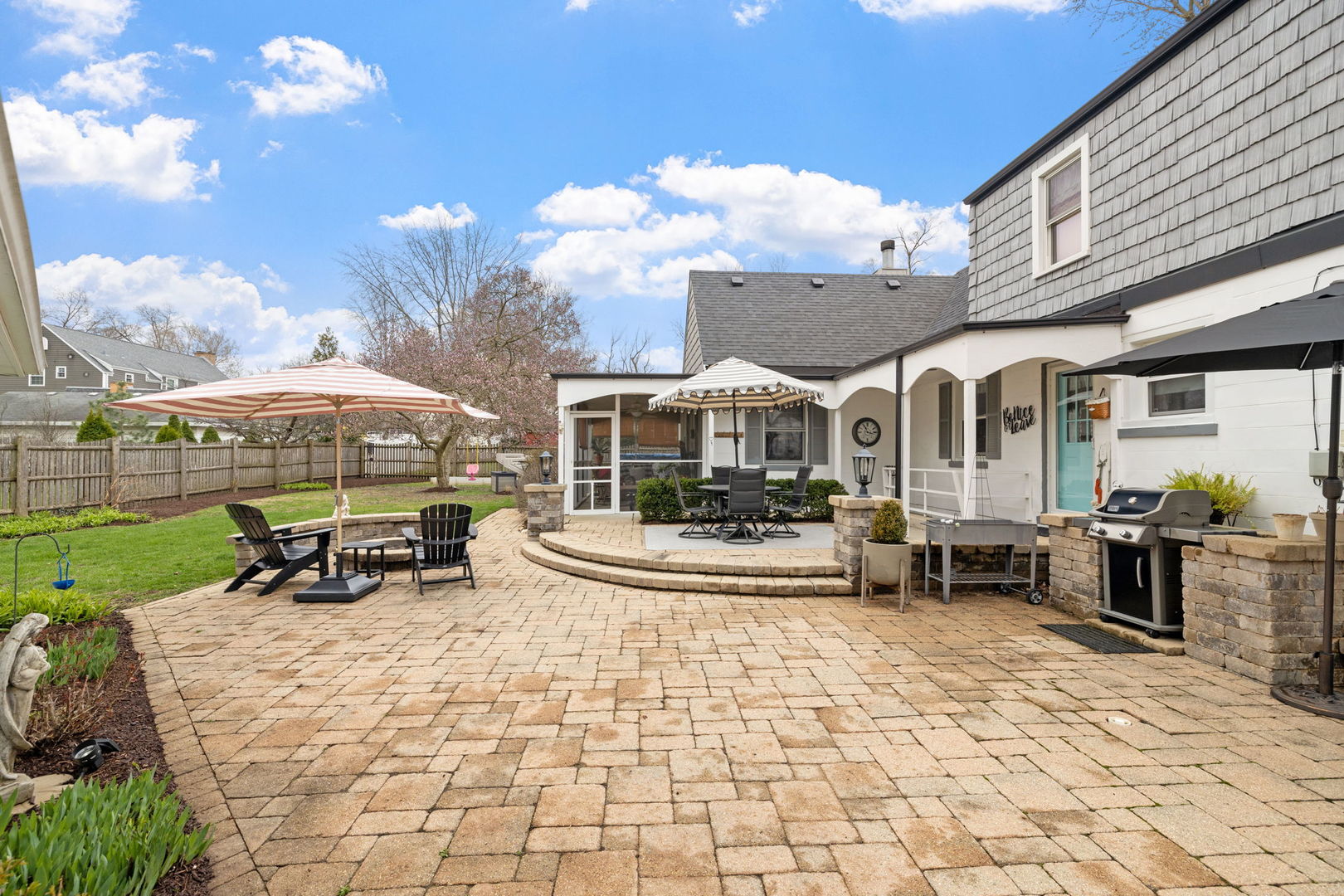 12023 S 70th Court
