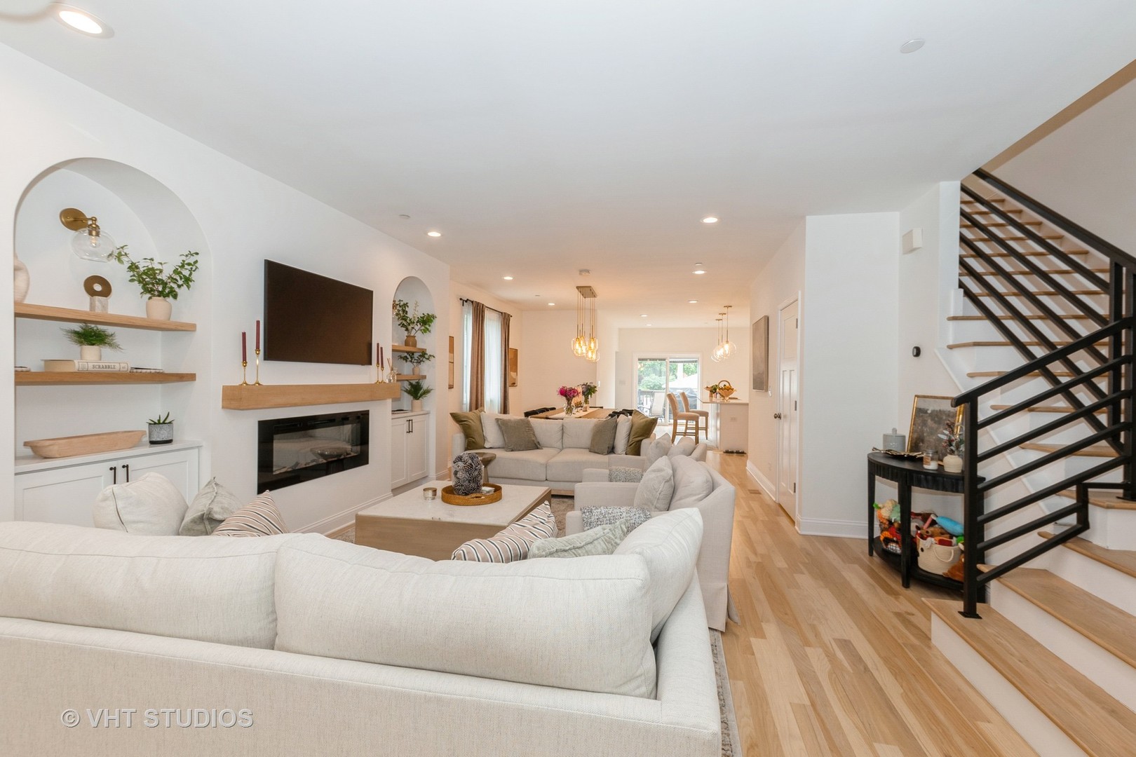 1133 Elgin Avenue