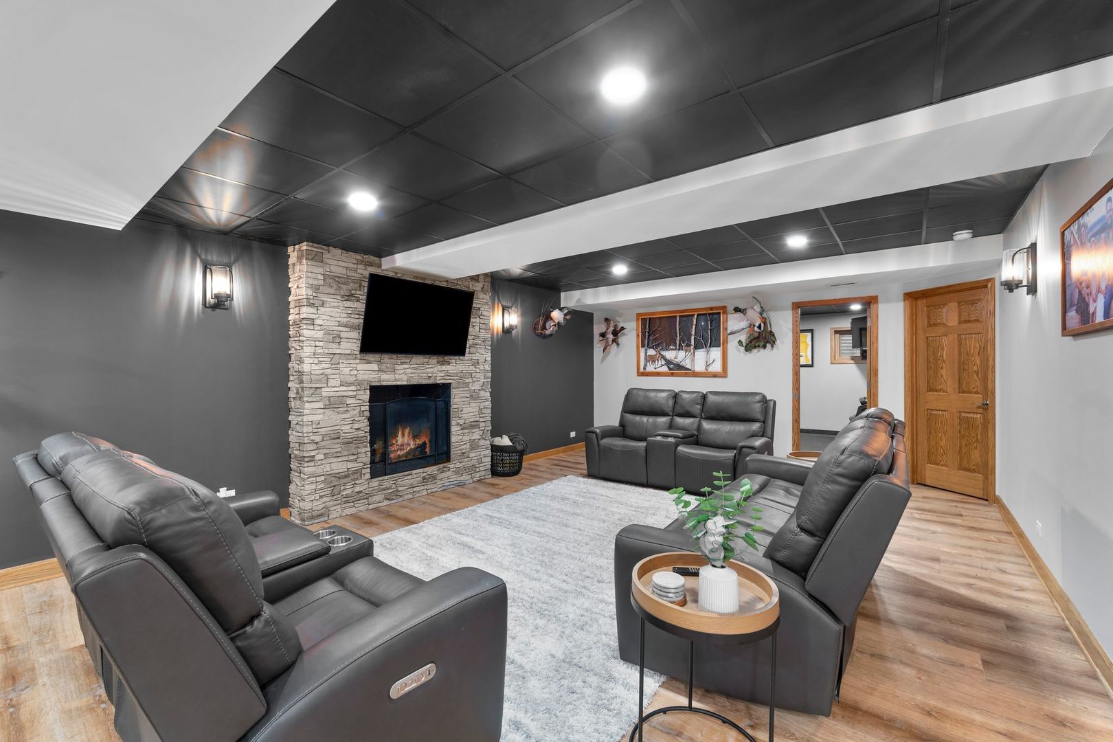 373 W Joliet Highway