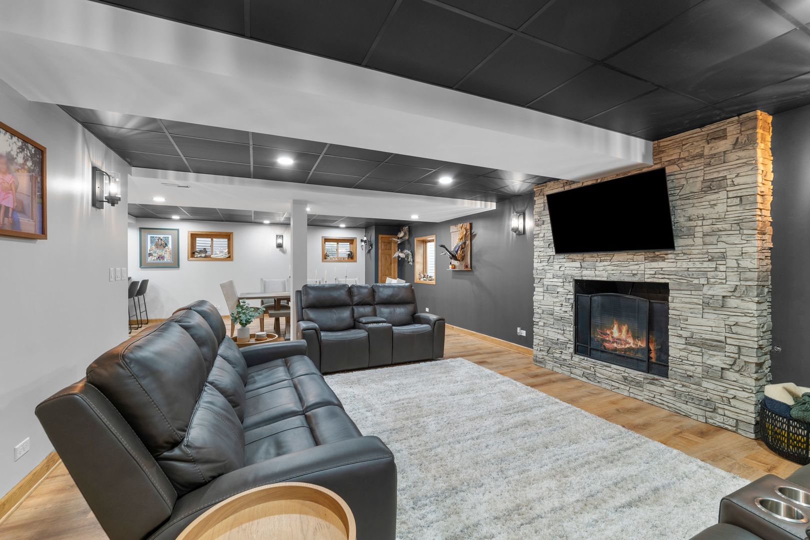 373 W Joliet Highway
