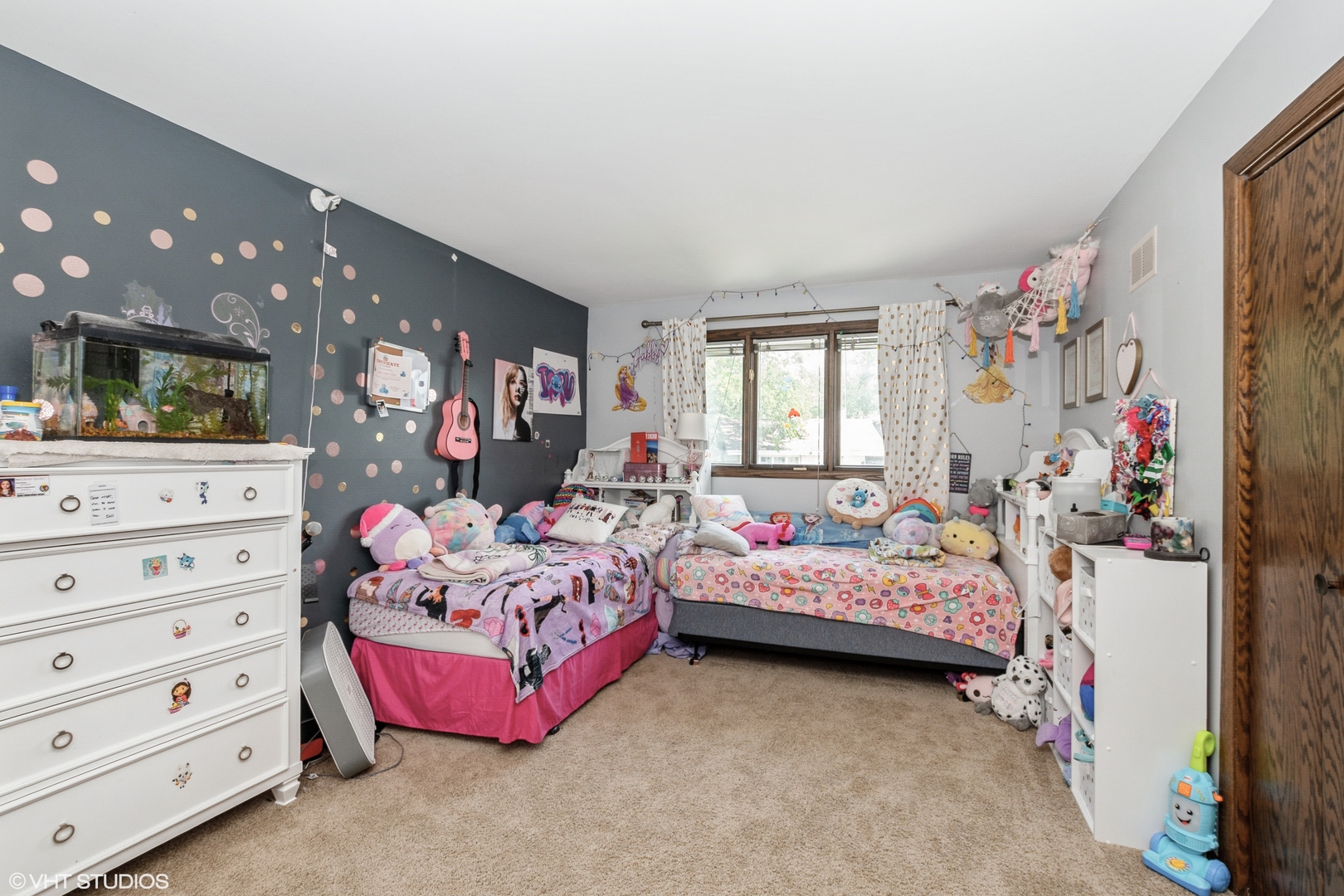 1233 TIMBER Place