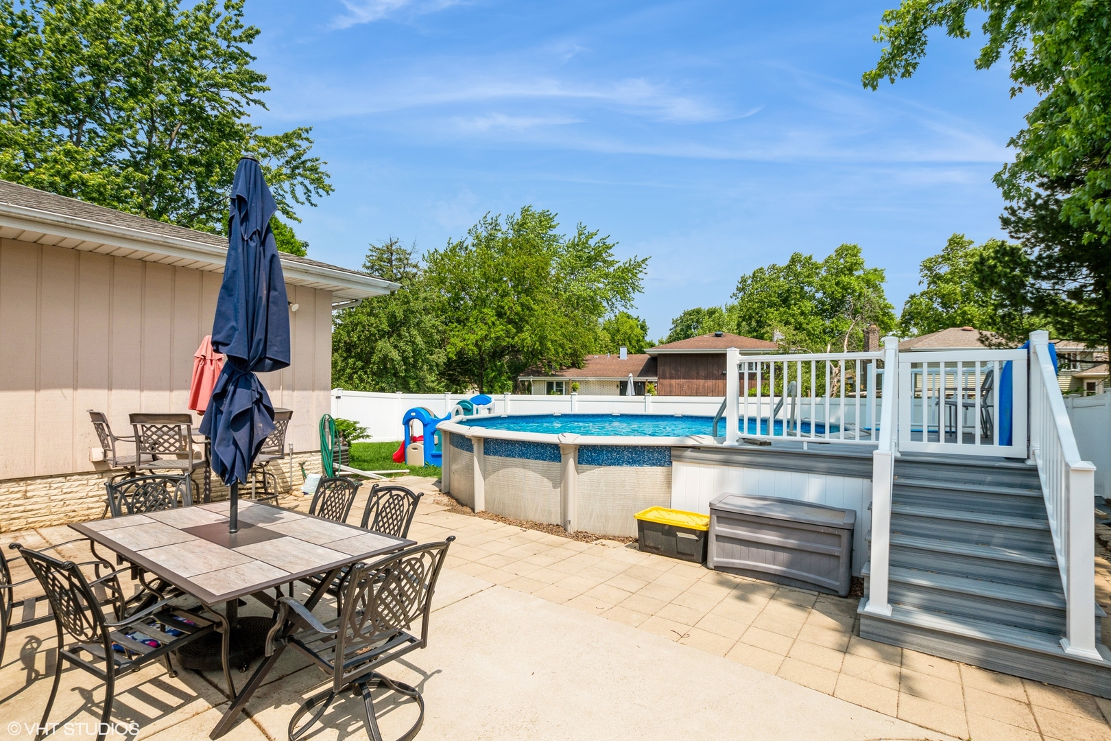 1233 TIMBER Place