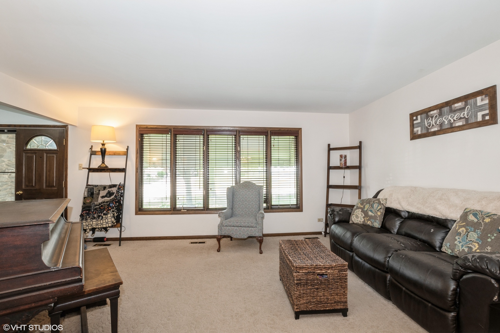 1233 TIMBER Place