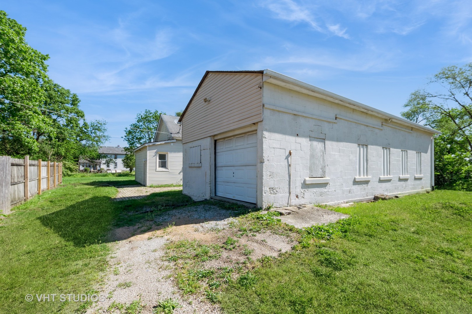 411 Pleasant Street