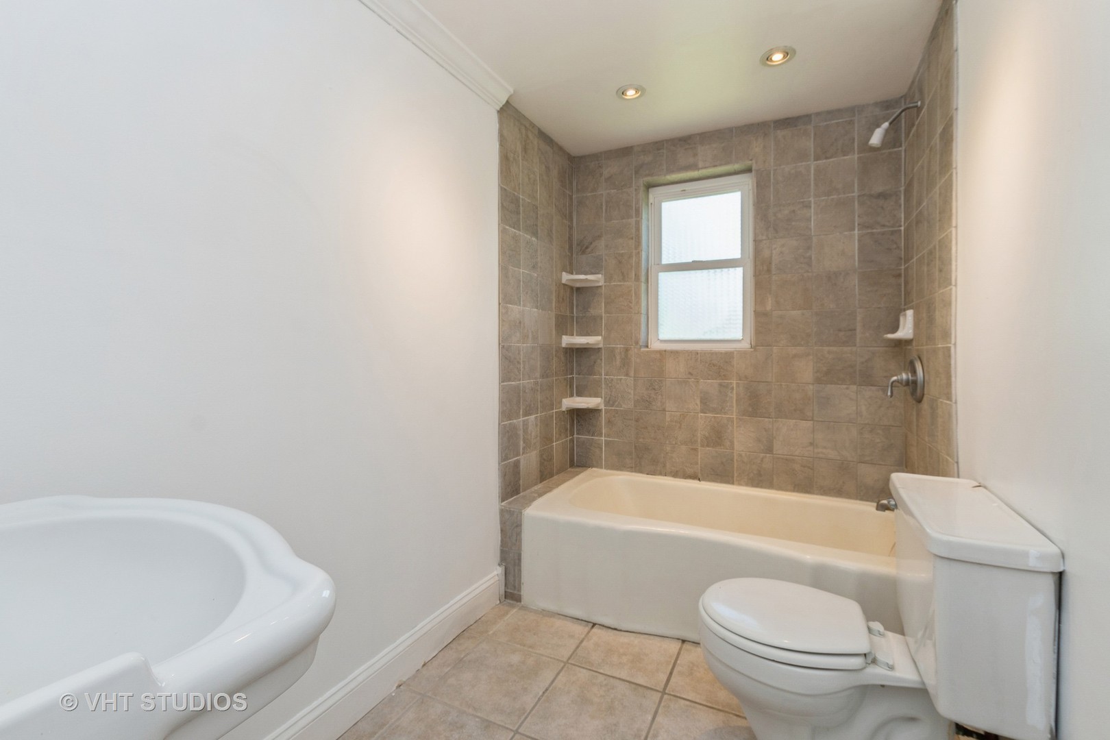 411 Pleasant Street