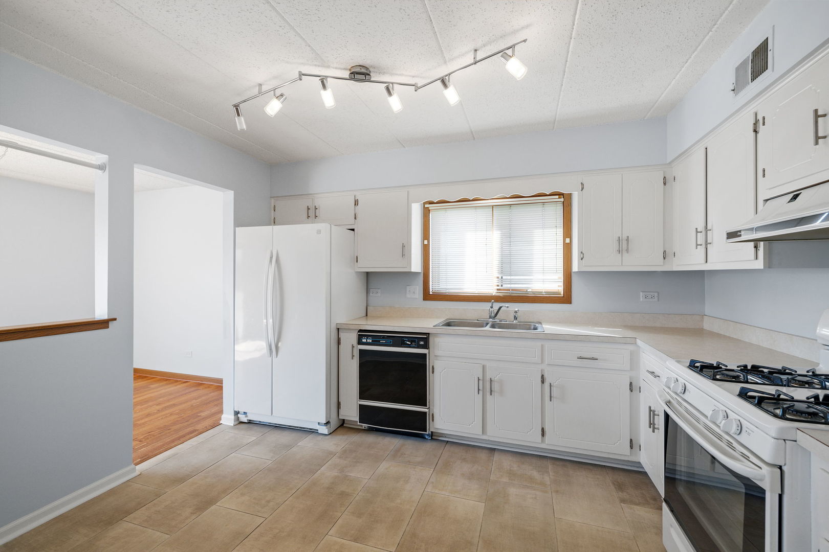 15730 Revere Court Unit: D