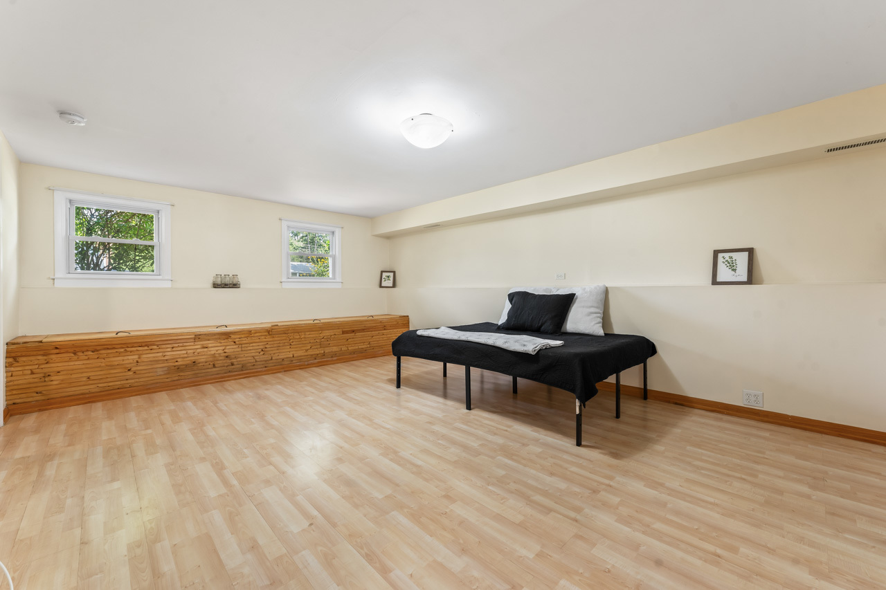 22W351 Birchwood Drive
