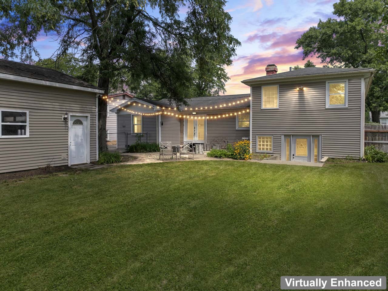 22W351 Birchwood Drive