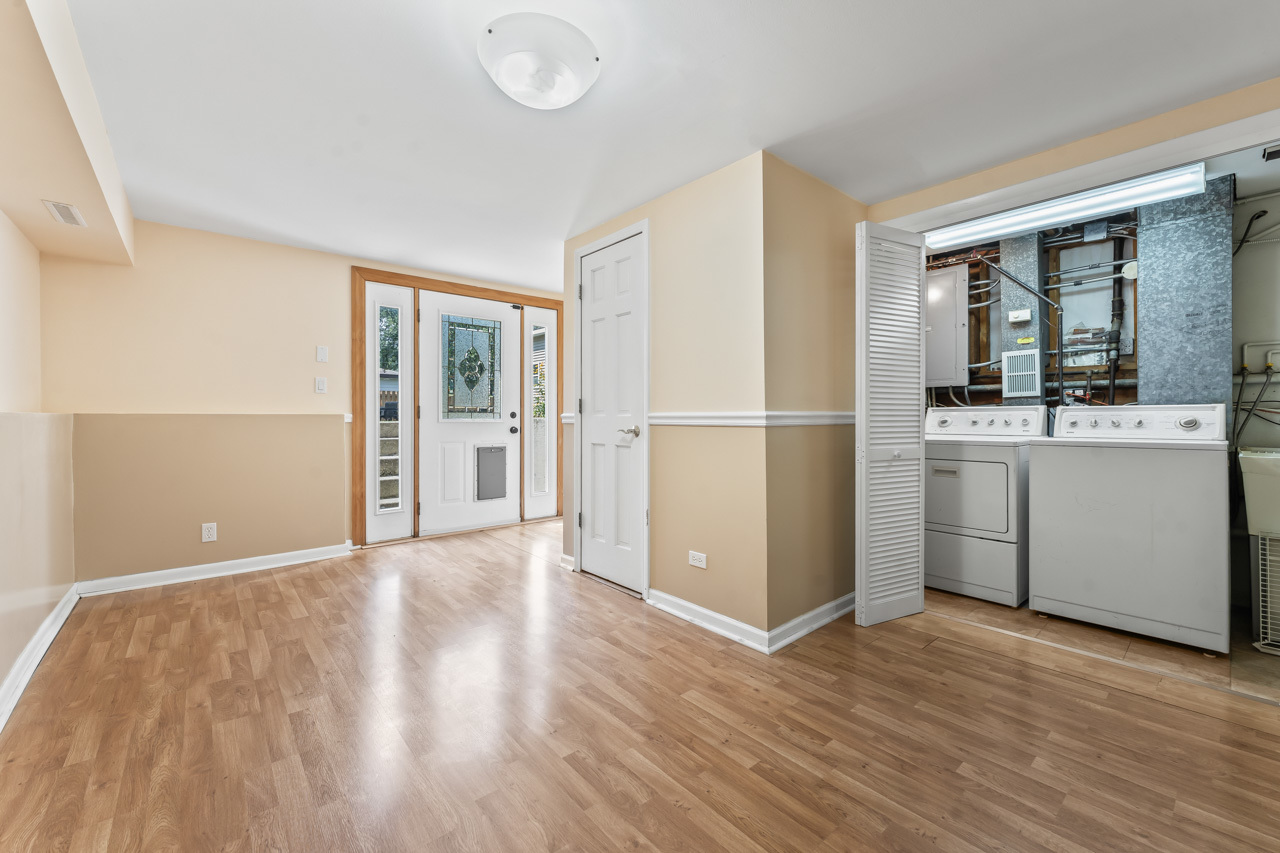 22W351 Birchwood Drive